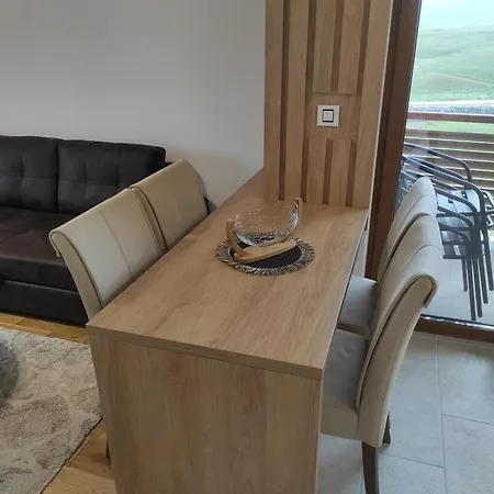 Mitic, Katalina 3 דירה זלאטיבור